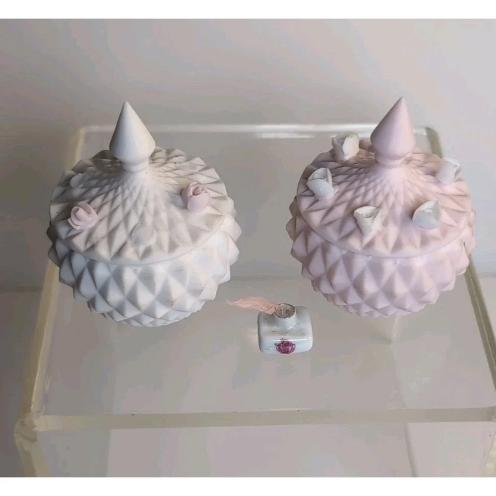 Norcrest Bisque Porcelain Trinket Box Set Of 2 Japan White & Pink W/Figurine